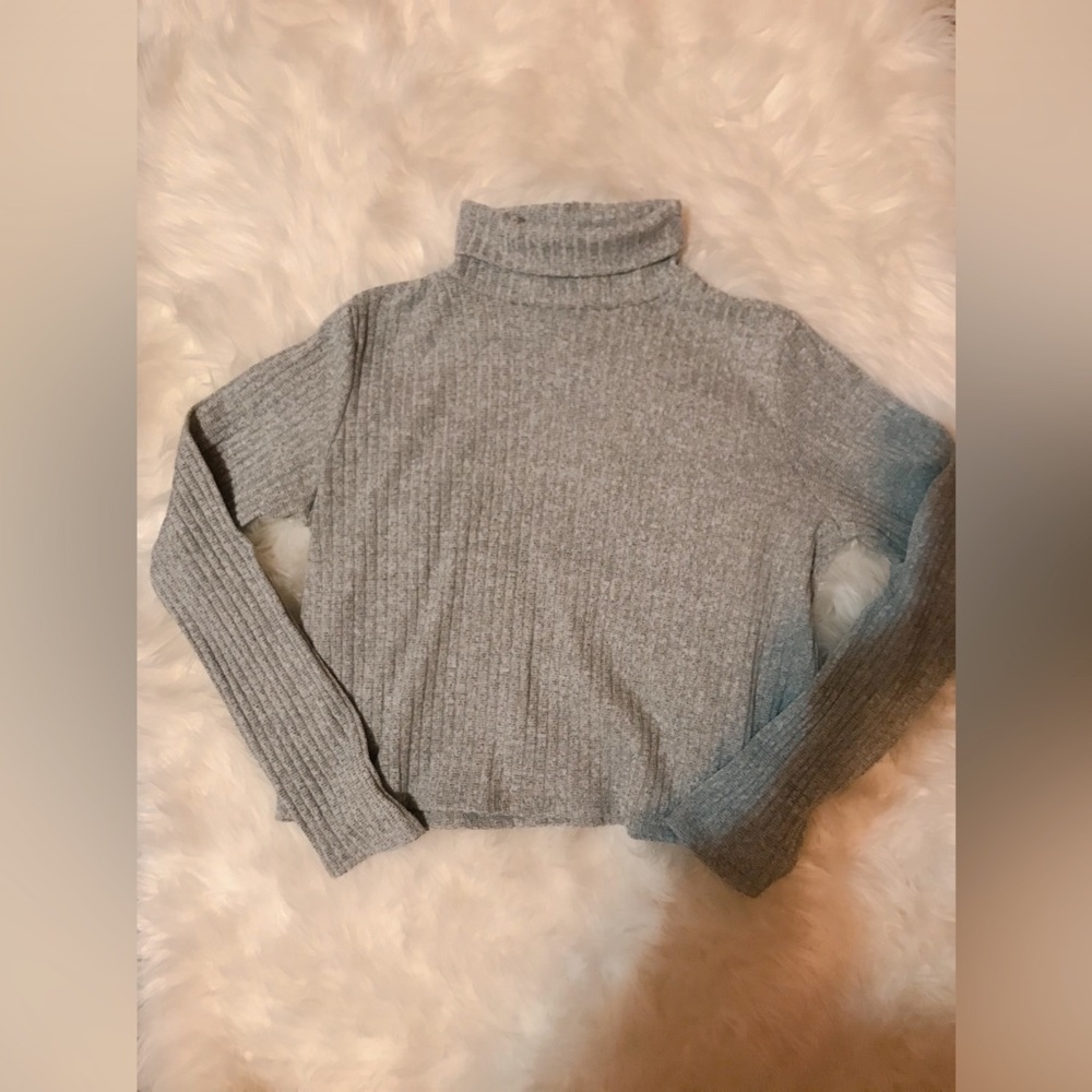ribbed gray turtleneck